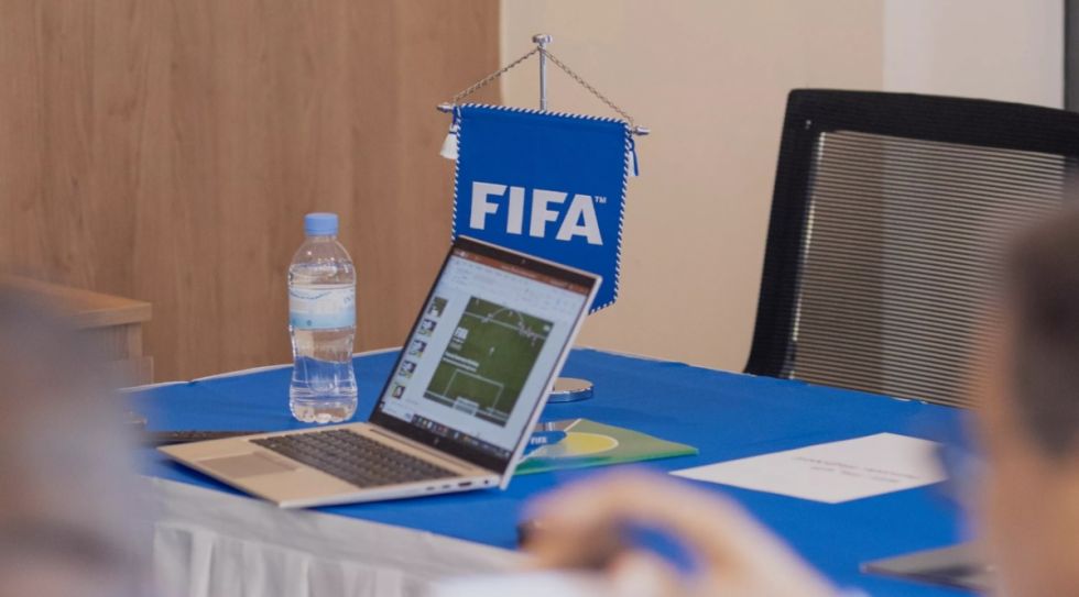 Un club de la División Profesional se une a los inhabilitados para fichar
