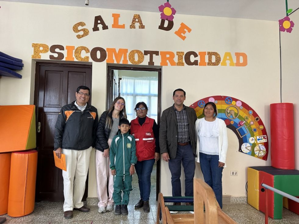 Equipan sala multisensorial para niños con discapacidad