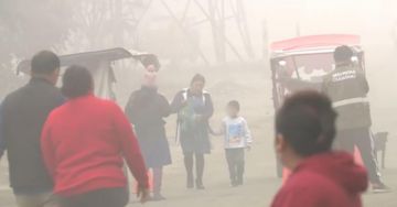 Por incendio en Sama recomiendan cuidar a niños de humo y cenizas