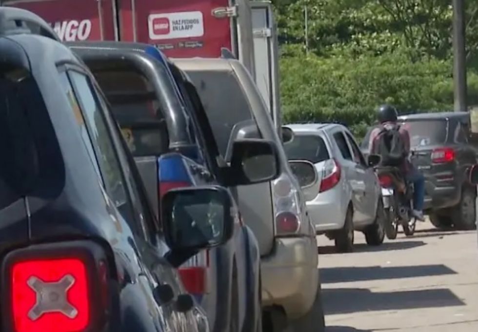 Transporte no ve mejoras para el carguío de diésel