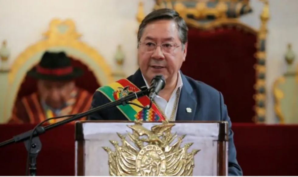 Economista cuestiona discurso “cargado de victimización” de Arce 
