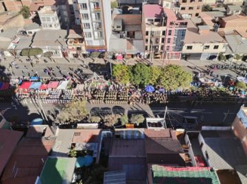 Parada Militar en Sucre por el Bicentenario de las FFAA