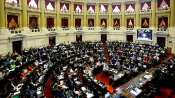 Diputados argentinos aprueban fondos para universidades