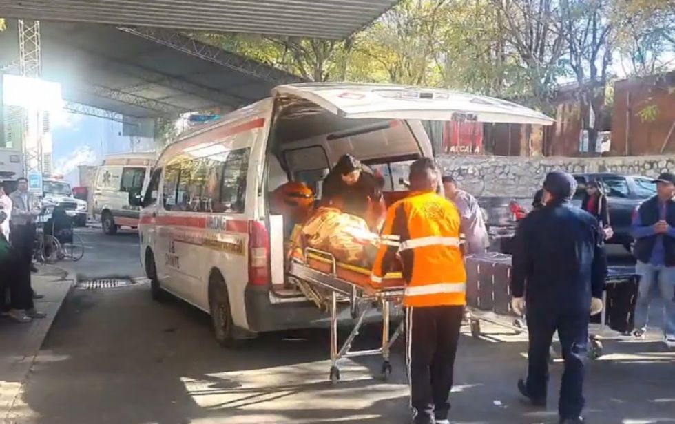 Un vehículo volcó a la altura de El Portillo, hay cuatro personas heridas 