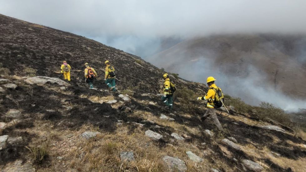 Bomberos piden sanciones más severas por incendios 
