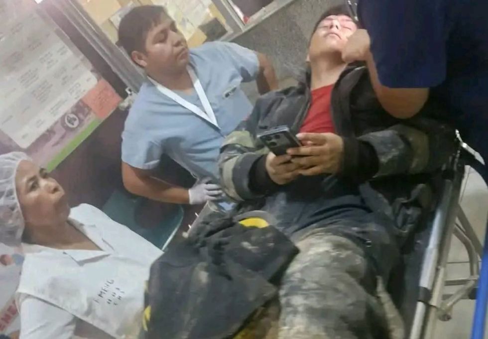 Explosión dejó a 10 bomberos heridos, dos están en terapia intensiva 
