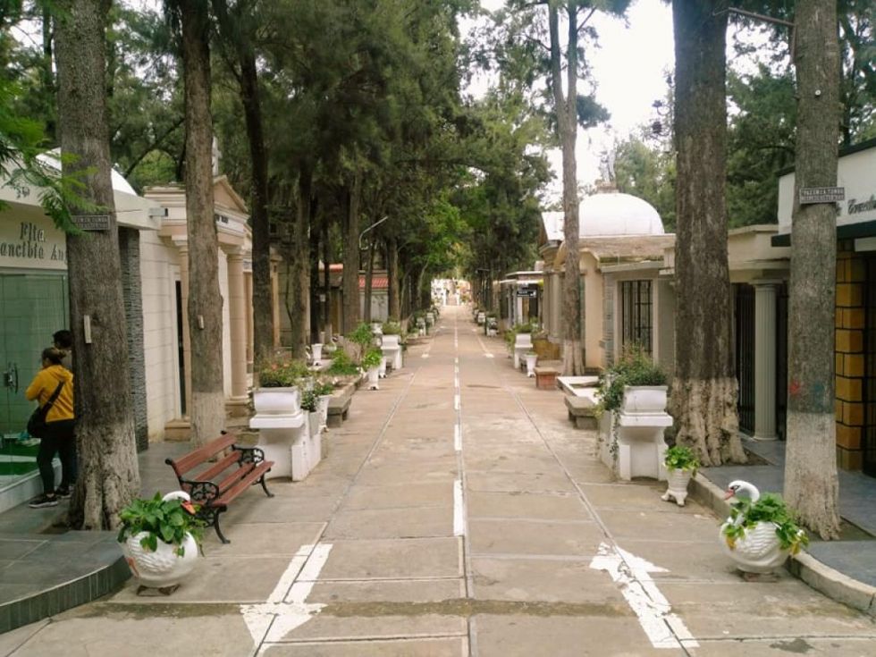 Cementerio General anuncia desalojos por falta de pago en nichos 