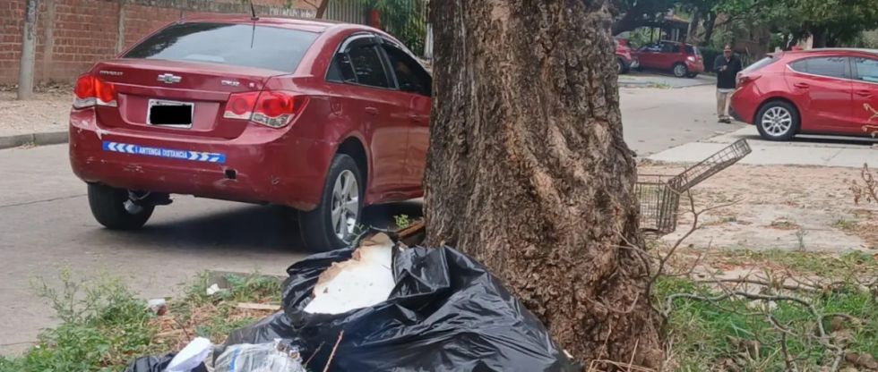 Hallan un bebé muerto entre la basura