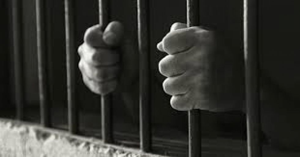Encarcelan a kinesiólogo por supuesta violación