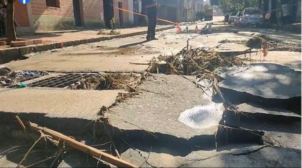 Alcaldía pide no tapar bocas tormenta y advierte sobre conexiones ilegales