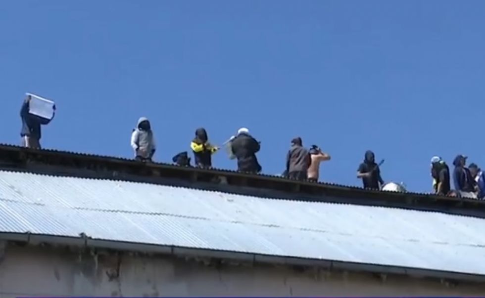 Motín en la cárcel de San Pedro: reclusos reclaman pago de prediario