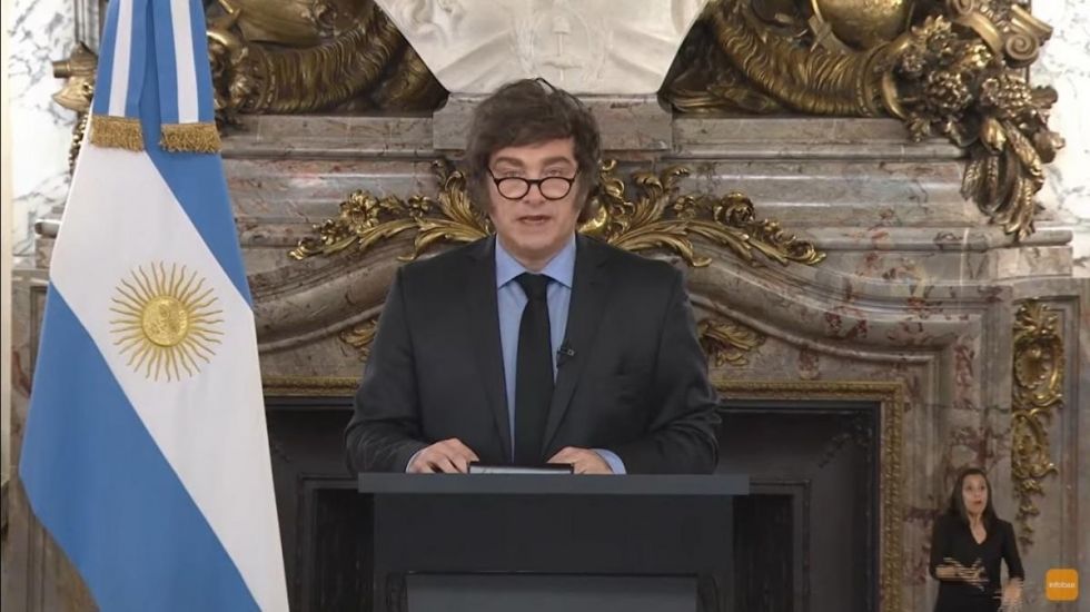 Milei anunció aumento en universidades, salud y jubilaciones
