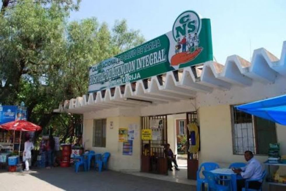 Paro de 72 horas en la CNS de Tarija deja sin atención a pacientes por pugna interna