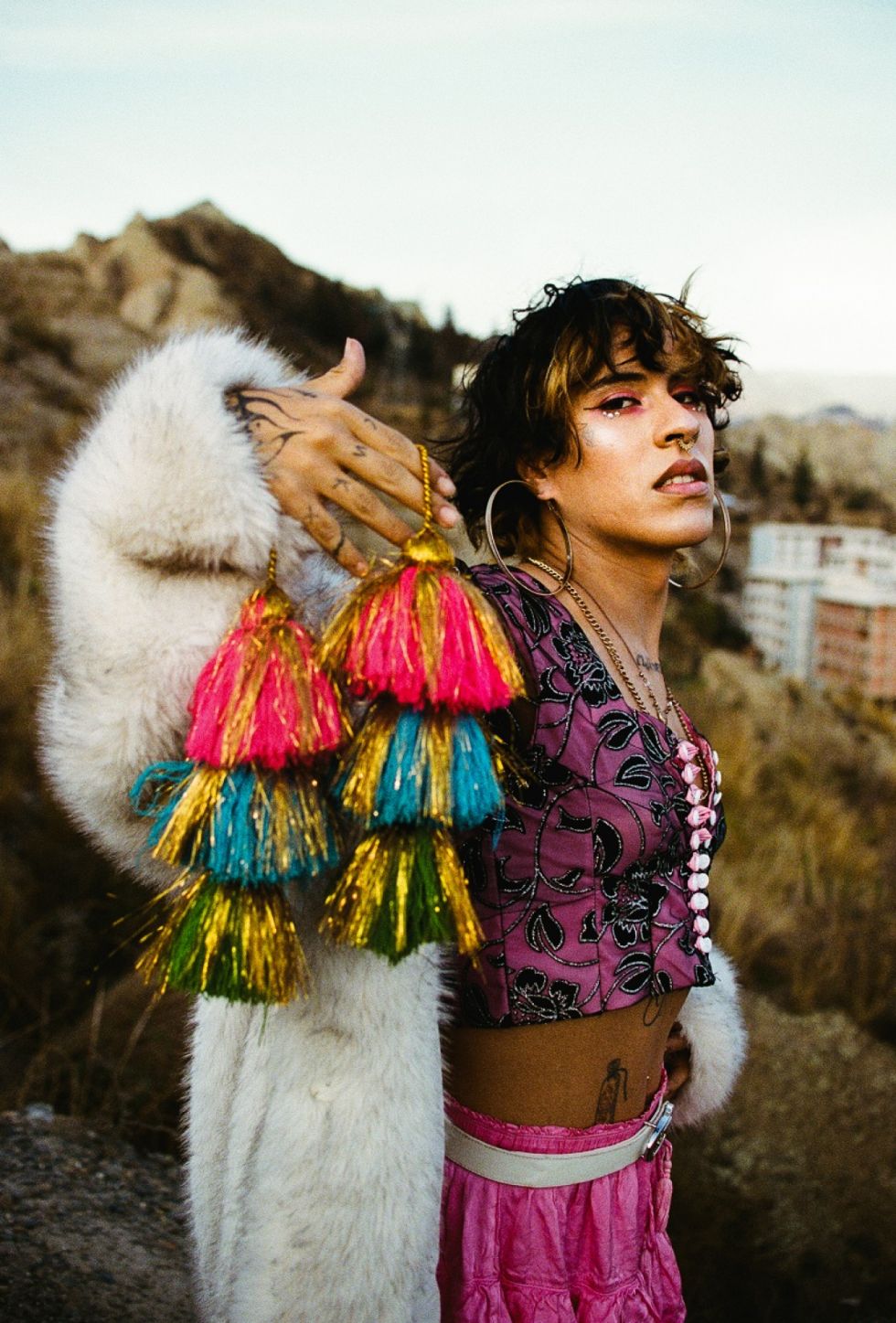 Kiya en Bogotá: la voz boliviana que traza un nuevo mapa en la música urbana latinoamericana