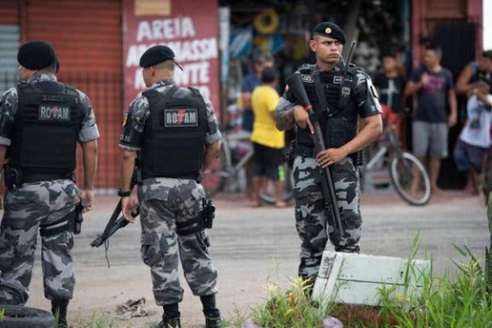 Río de Janeiro aprueba ley que da primas a policías por matar criminales