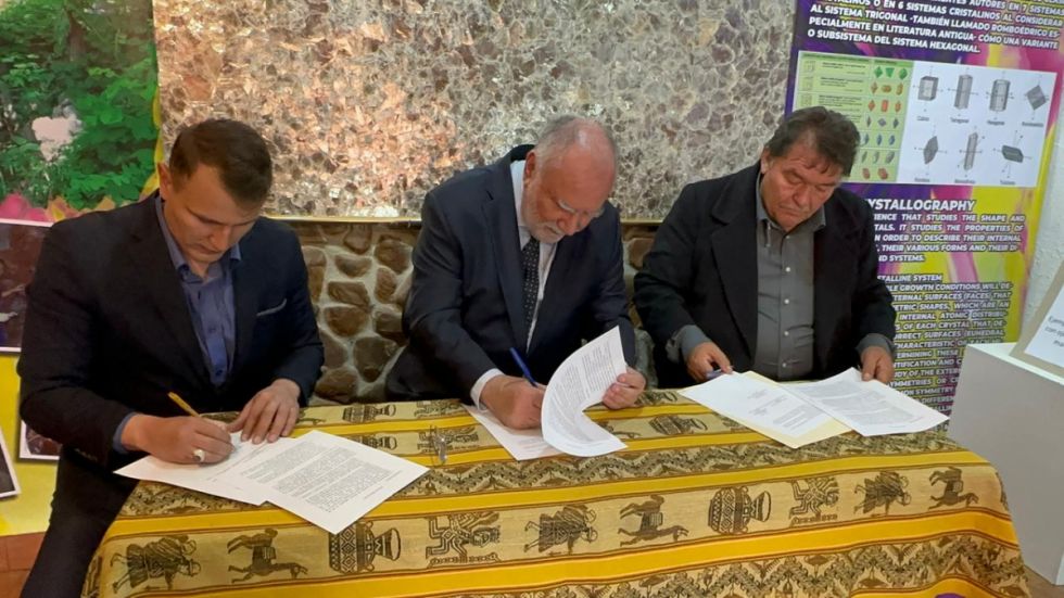 Firma de acuerdos