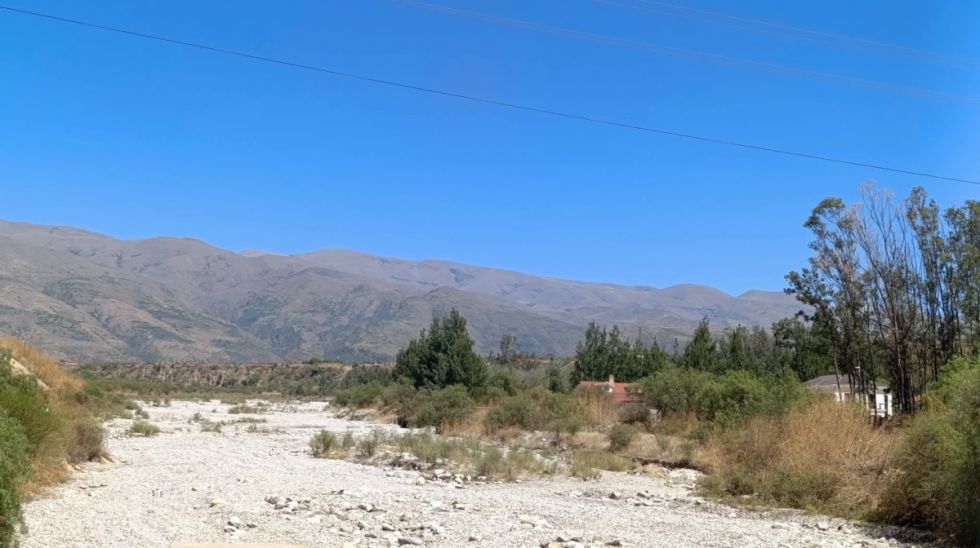 Ríos de Cercado y San Lorenzo sin caudal de agua 