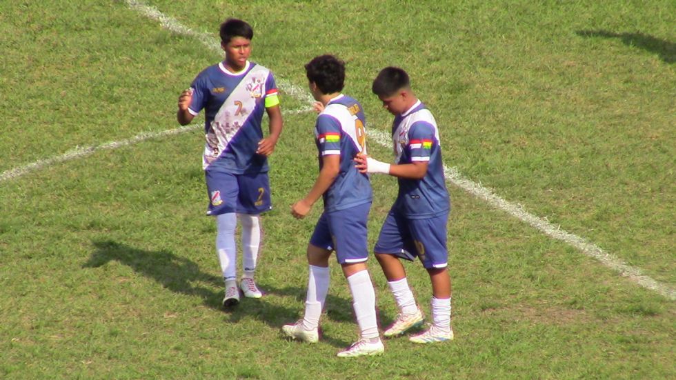 Tarija golea por 6-0 a La Paz en  el debut del Nacional Sub-15 