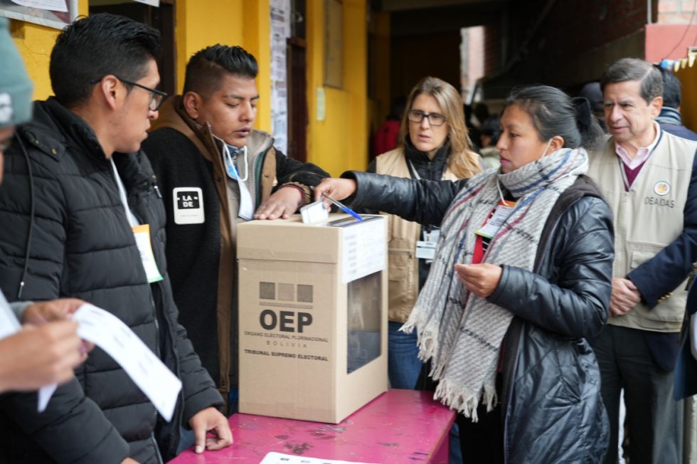 Balotaje: Misión Electoral de la OEA inicia trabajo
