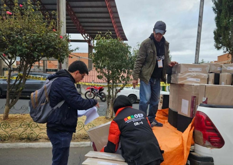 Balotaje sin contratiempos: el TSE garantiza combustible para todo el operativo electoral