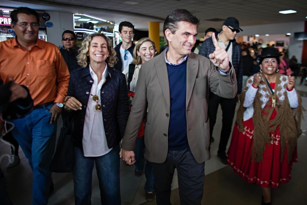 Rodrigo Paz remonta en Tarija y se queda a un punto de Tuto