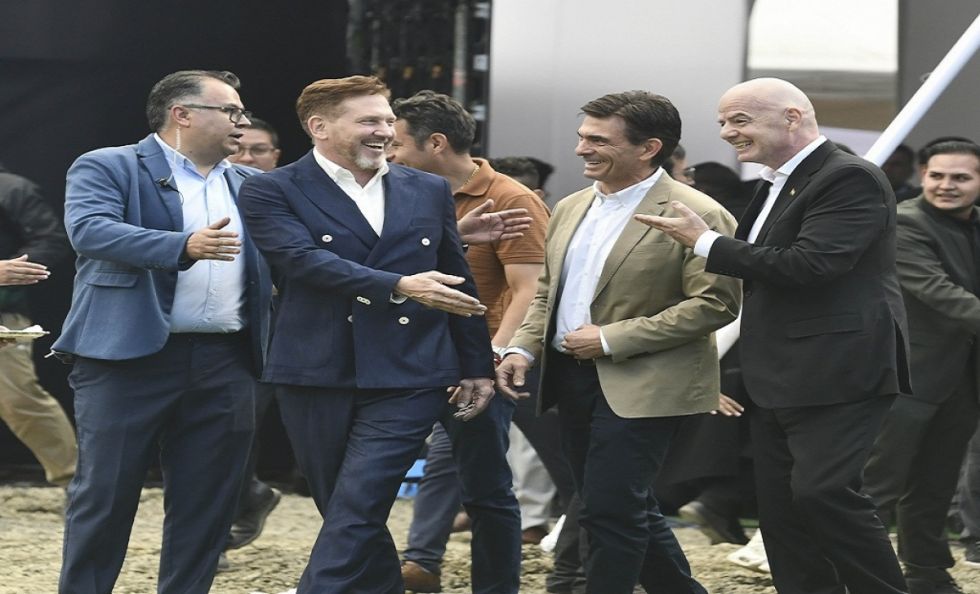 Gianni Infantino: “Vamos a traer un Mundial a Bolivia”