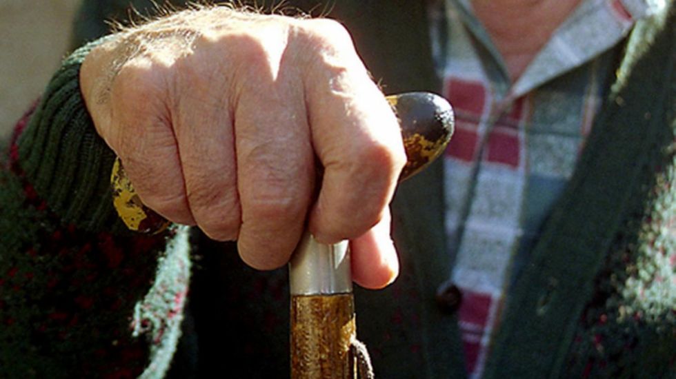 “Hasta los hijos les quitan su casa”: aumentan los despojos a adultos mayores