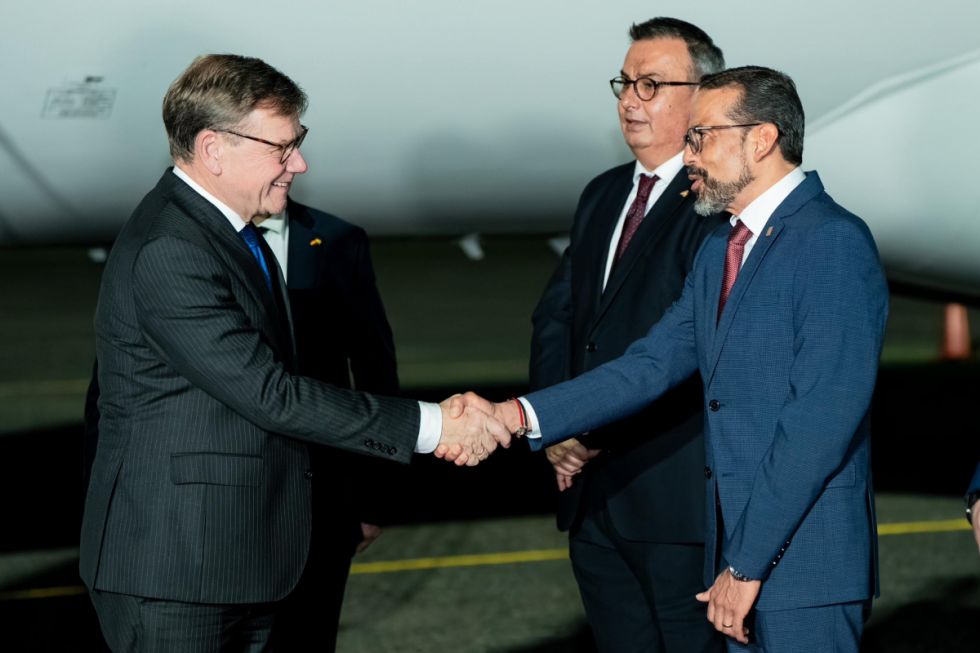 Ministro alemán Johann David Wadephul llega a Santa Cruz para reforzar vínculos bilaterales