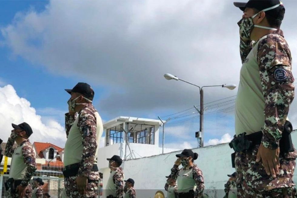 Ecuador: Agentes penitenciarios exigen garantías