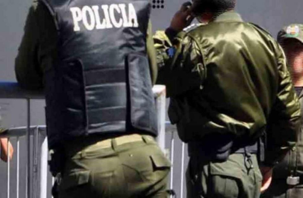 En menos de una semana caen 8 policías por delitos penales y alistan sus bajas