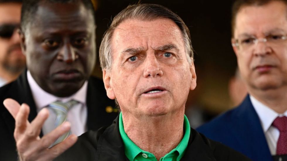 Bolsonaro inicia la condena de 27 años de prisión