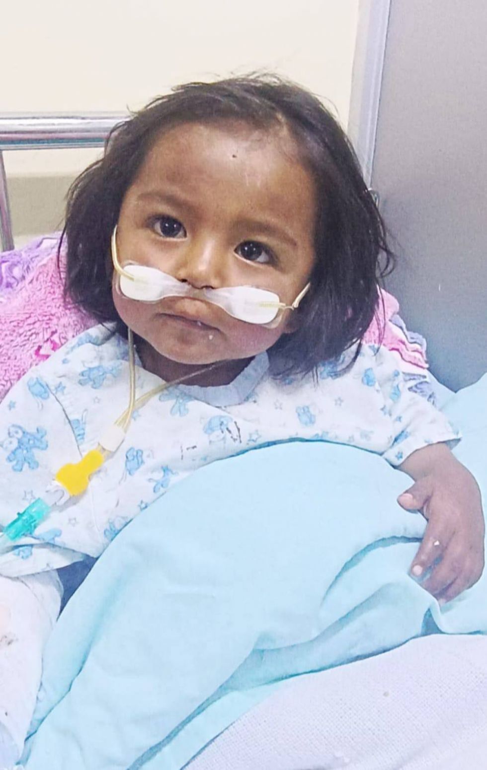 Buscan a familiares de bebé internado tras sufrir agresión 