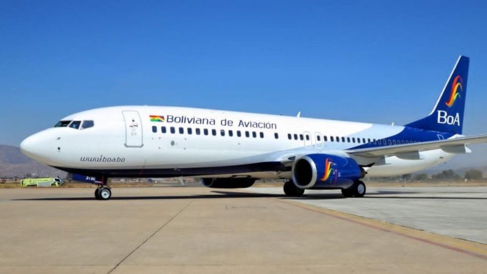 BoA admite que solo 10 de sus 20 aviones están operativos en plena ola de retrasos