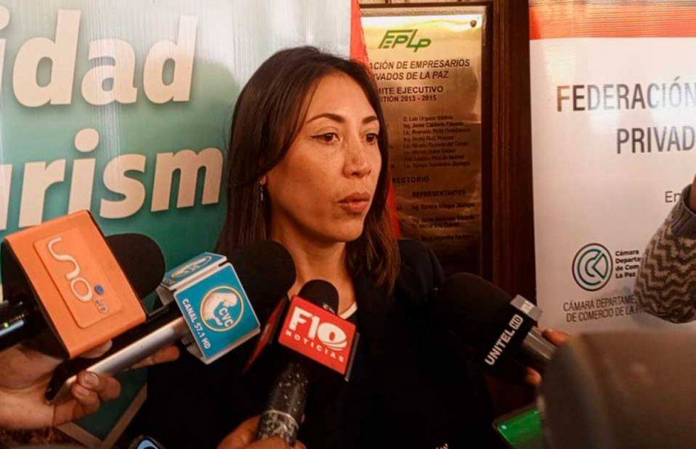 Empresarios destacan la supresión de visas