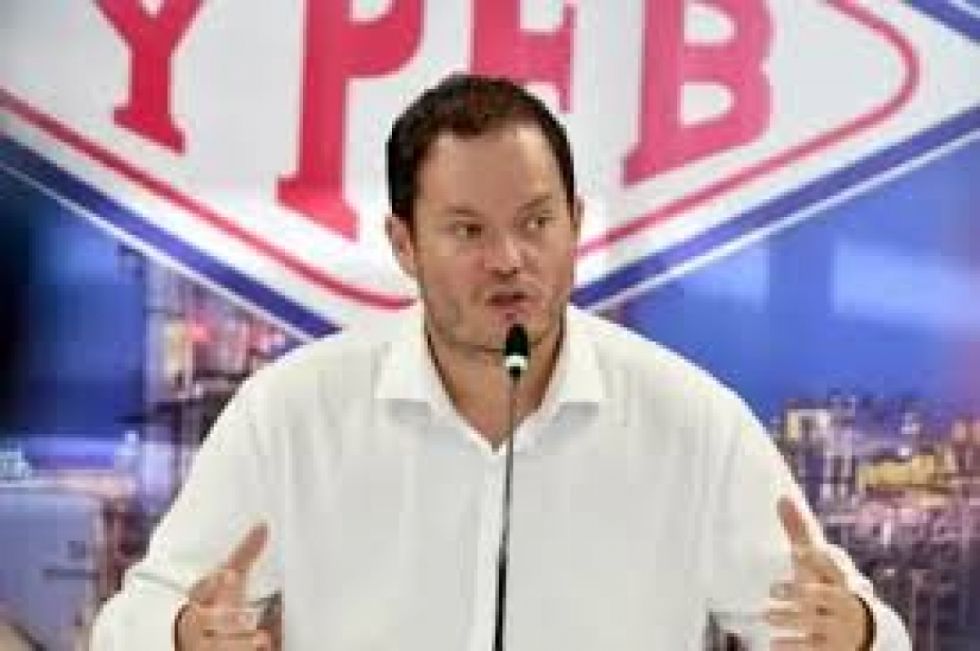 Confirman fuga de Armin Dorgathen, expresidente de YPFB