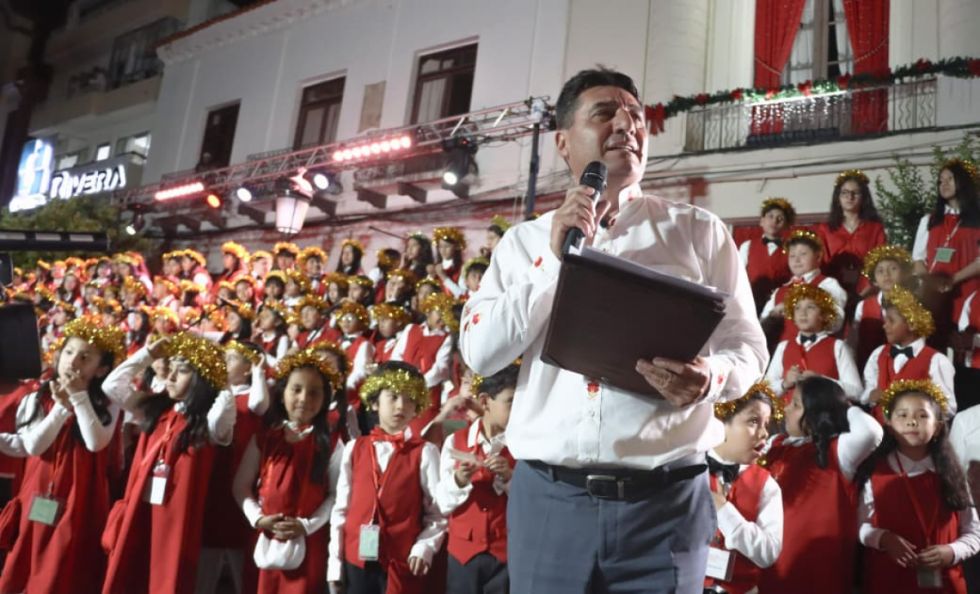 Encendido de luces da la bienvenida a la Navidad Chapaca 