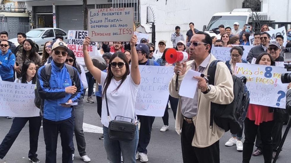 Ecuador: piden atención de salud del seguro social