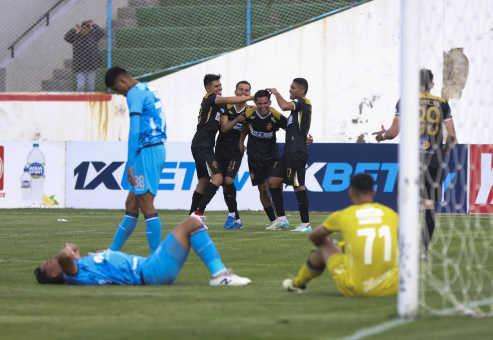 Blooming sufre una escandalosa goleada en Oruro 