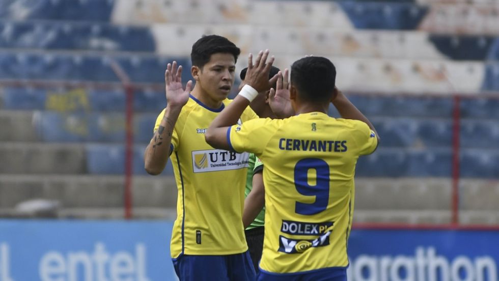 Gary Rea anota en la goleada de ABB sobre Oriente Petrolero