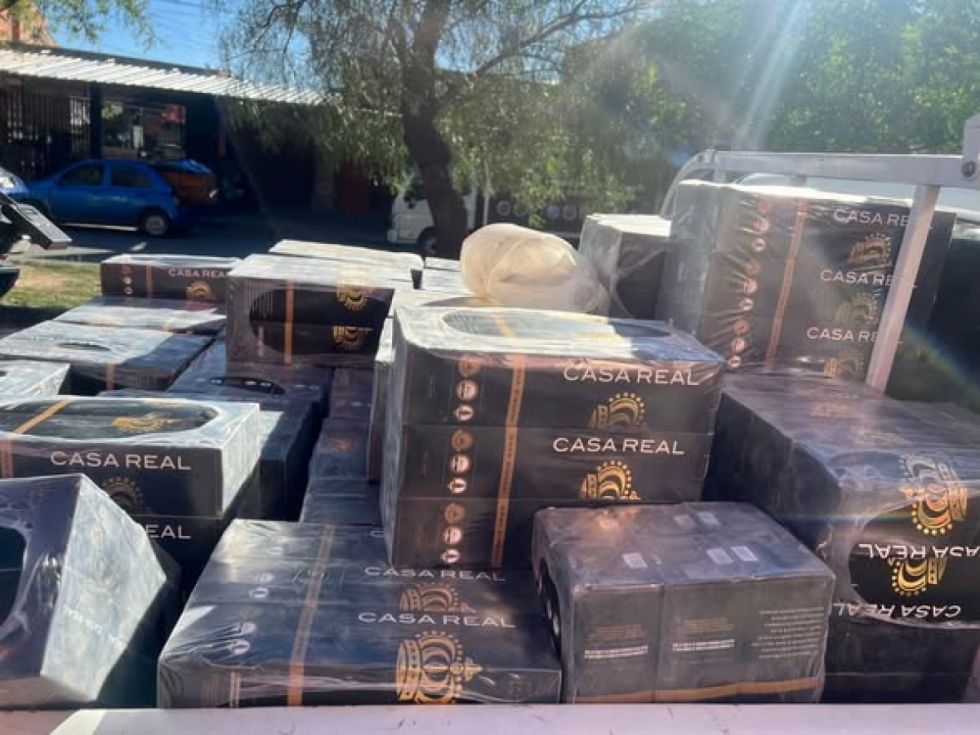 Hallan más de 300 botellas de singani “trucho”