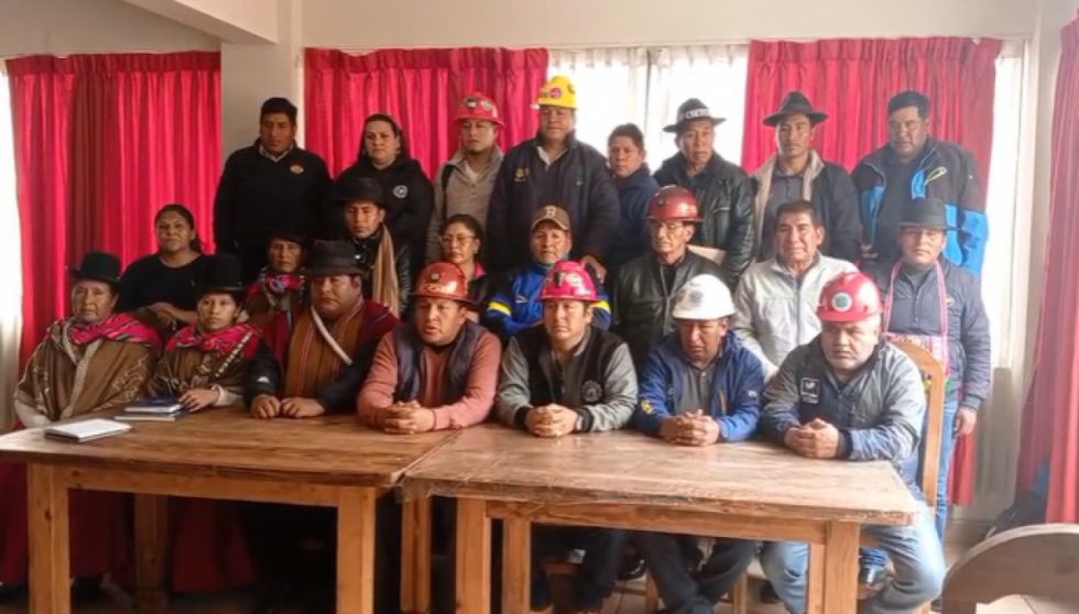 Dirigentes de la COB niegan pacto con el gobierno y ratifican rechazo al DS 5503