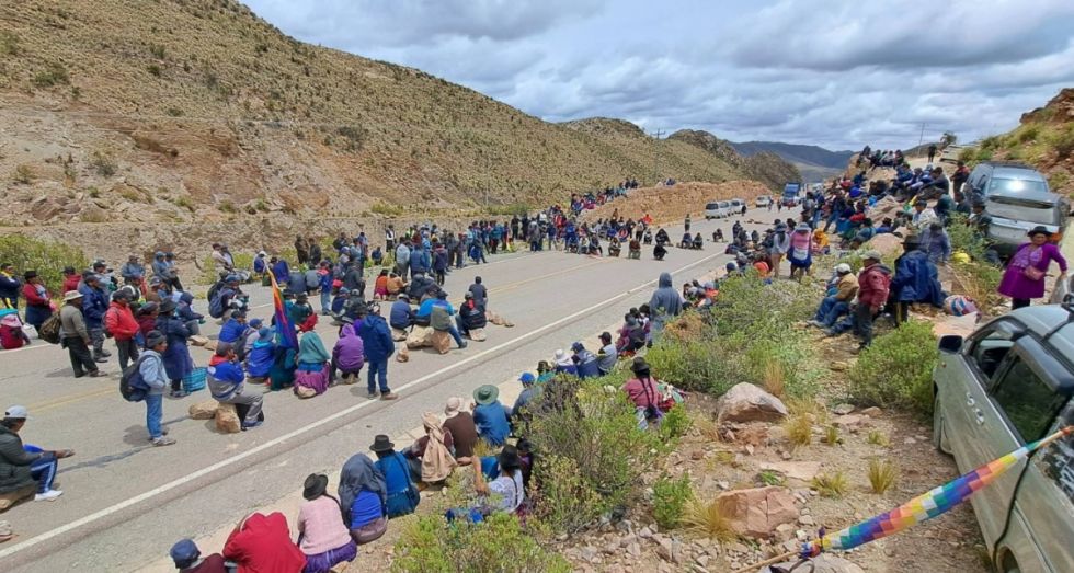 Bloqueo en Camargo por rechazo al DS 5503 afecta la ruta Tarija–Potosí–Sucre