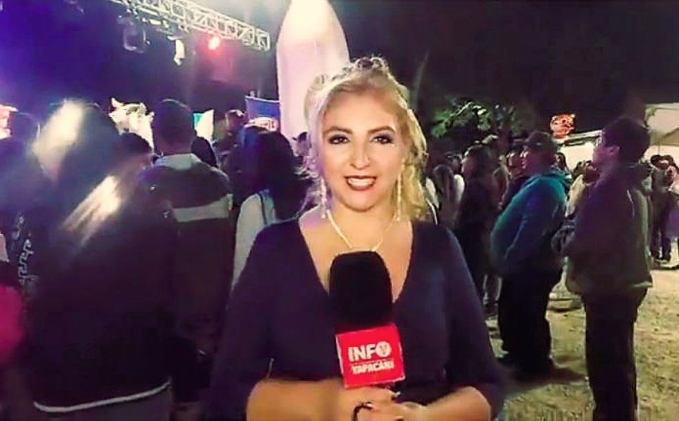 Una periodista impulsa proceso contra sospechosos de amenazarla de muerte
