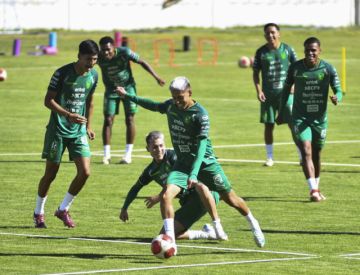 Mamani y Vaca, las novedades en la lista de Villegas para ensayar ante Panamá y México 