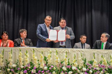 Gobernador Oscar Montes promulga la Ley Departamental N.º 512 que fortalece la Ruta de Actuación Interinstitucional contra la violencia de género en Tarija