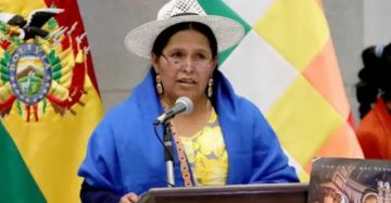 Interpol señala que Sabina Orellana, exministra de Arce, intentó salir del país por la frontera con Argentina