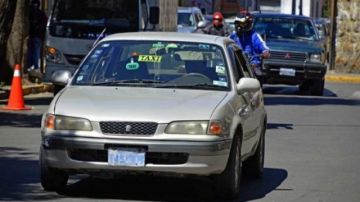 Tarija: Suman las quejas por la tarifa de los taxistas 