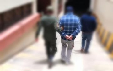 Una mujer de 82 años fue asfixiada y golpeada, su hijo es sospechoso 