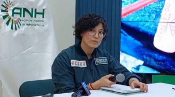 Fiscalía cita a declarar a directora de la ANH por caso de gasolina contaminada