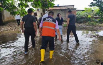 Lluvias dejan dos muertos en Ecuador